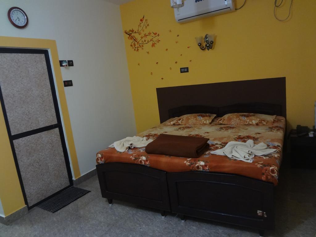 Aurita Holiday Homes แคนโดลิม ภายนอก รูปภาพ